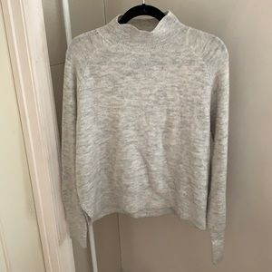 Gray H&M sweater - size M